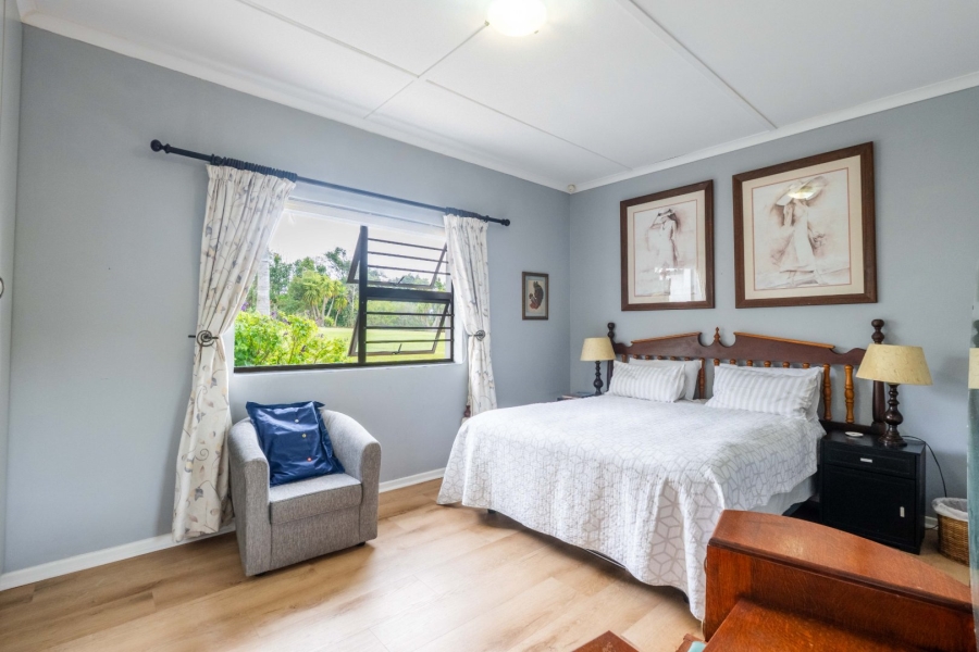 4 Bedroom Property for Sale in Hoekwil Western Cape